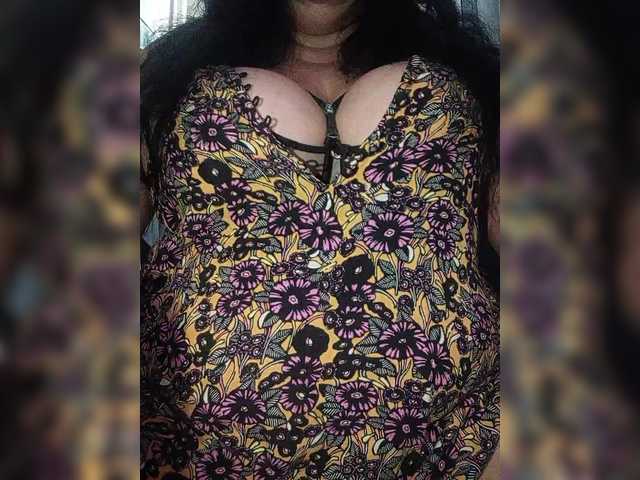 Xo4y2sexa's BongaCams show and profile