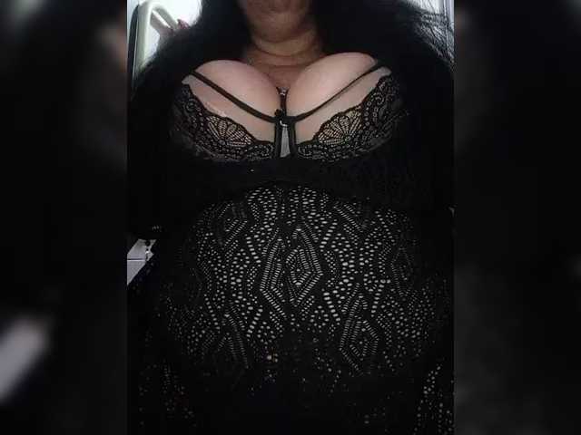 Xo4y2sexa's BongaCams show and profile