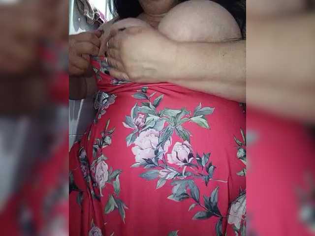 Xo4y2sexa's BongaCams show and profile