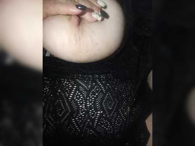 Xo4y2sexa's BongaCams show and profile