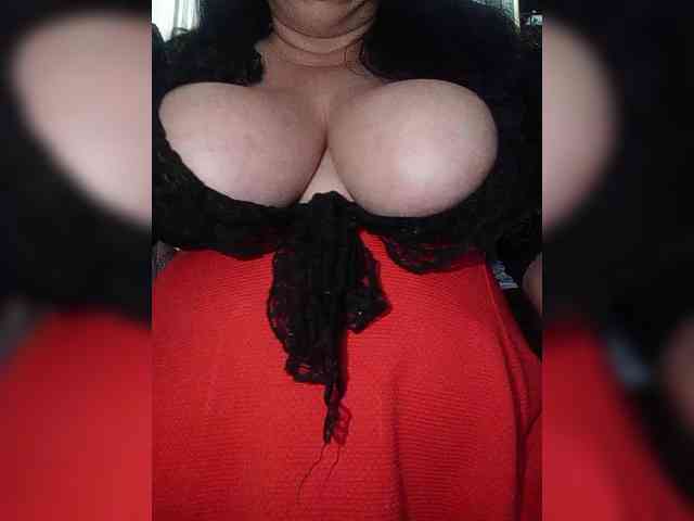 SeXy-Xo4y-SeXa webcam