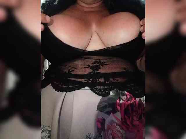 SeXy-Xo4y-SeXa webcam