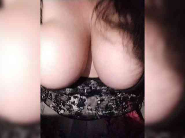 SeXy-Xo4y-SeXa webcam