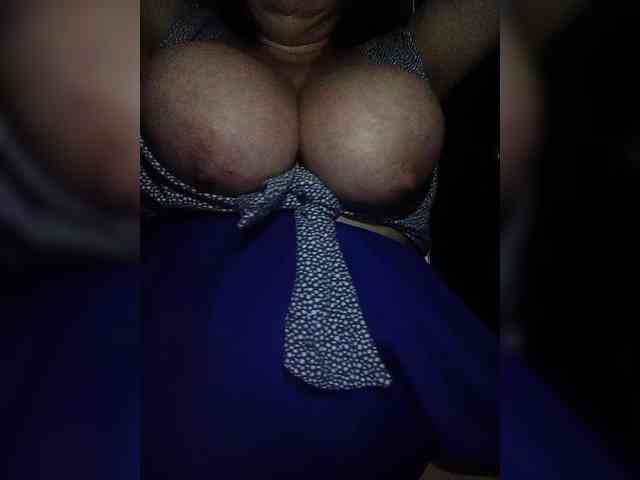 SeXy-Xo4y-SeXa webcam