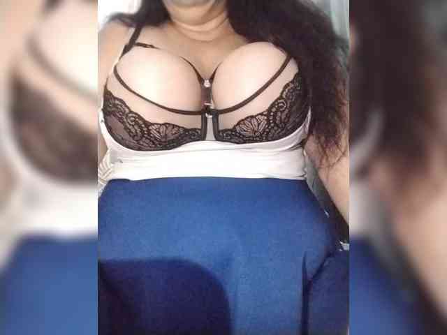 SeXy-Xo4y-SeXa webcam