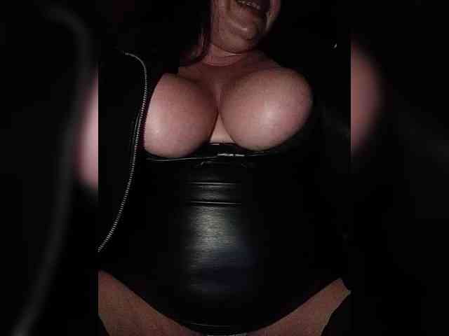 SeXy-Xo4y-SeXa webcam