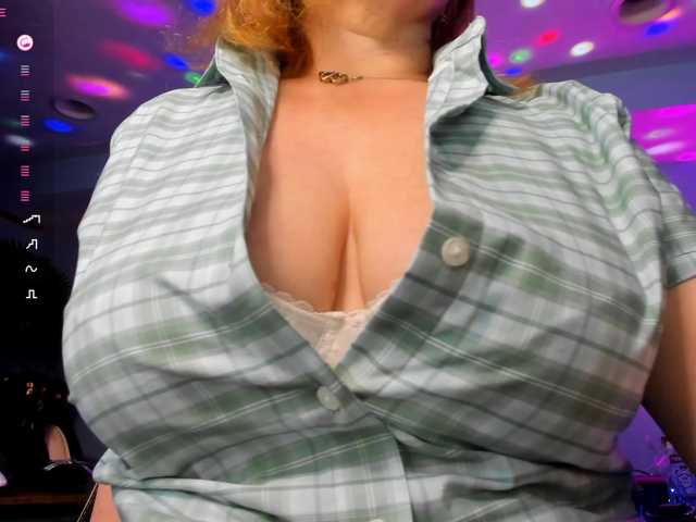 mmmMommy's BongaCams show and profile