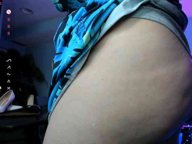 mmmMommy webcam