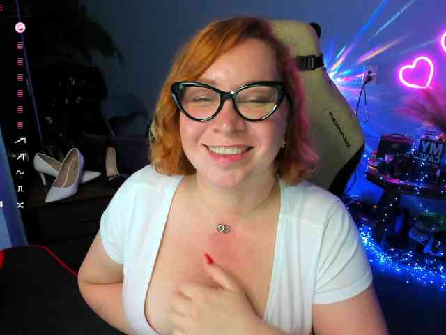 mmmMommy webcam