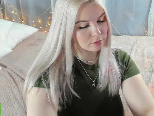 Tasty-booty's BongaCams show and profile