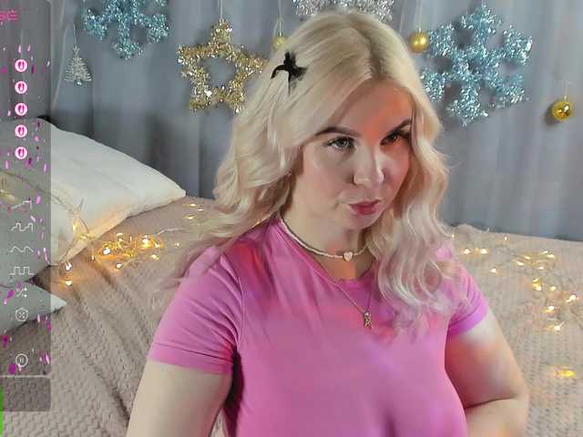 Tasty-booty's BongaCams show and profile