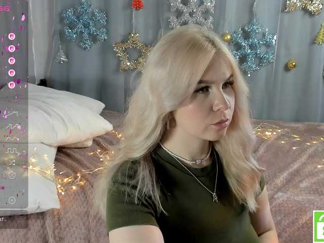 Tasty-booty's BongaCams show and profile