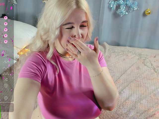 Tasty-booty live cam