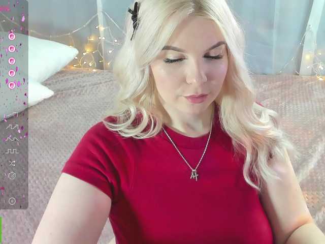 Tasty-booty's BongaCams show and profile