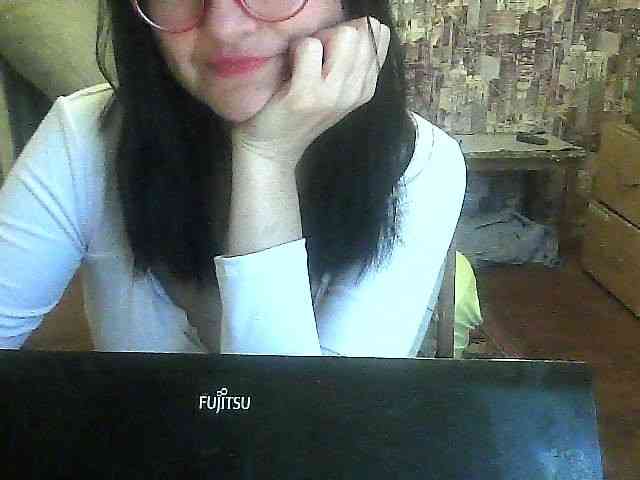 LynnYana webcam