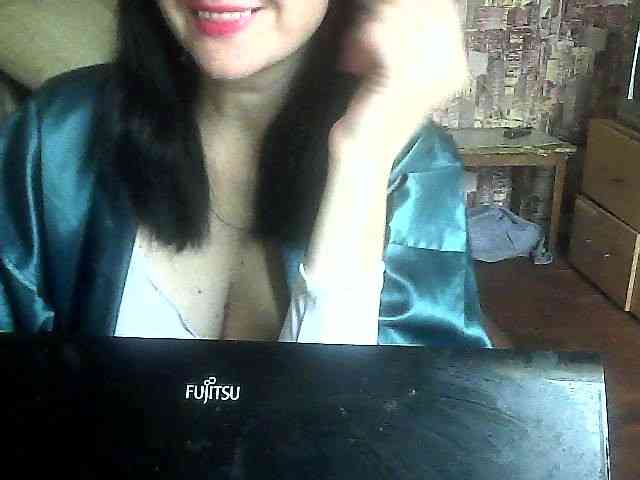 LynnYana webcam