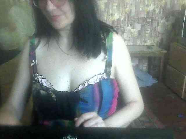 LynnYana webcam