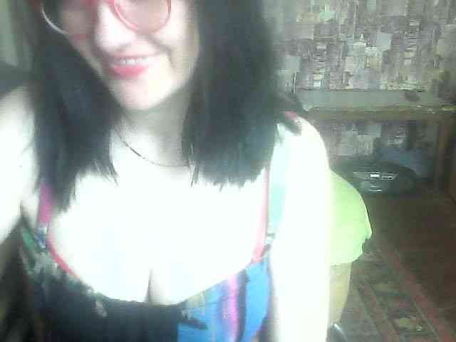 LynnYana webcam