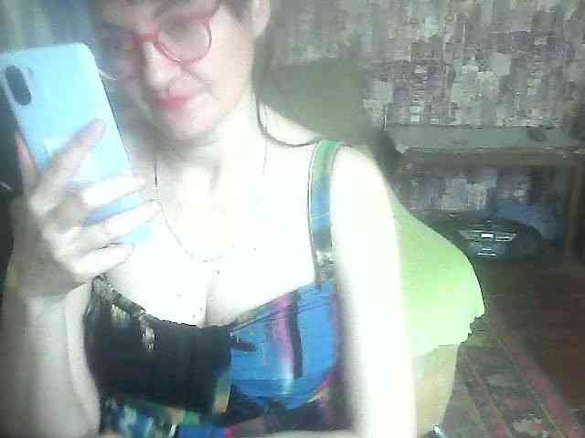 LynnYana webcam