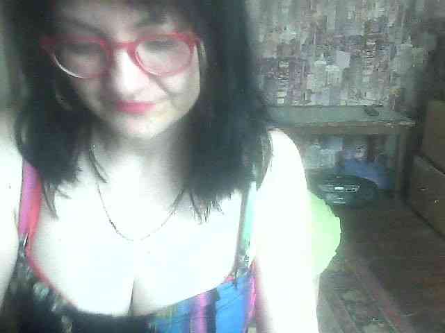 LynnYana webcam