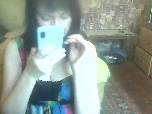 LynnYana webcam