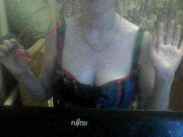 LynnYana webcam
