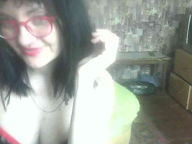 LynnYana webcam