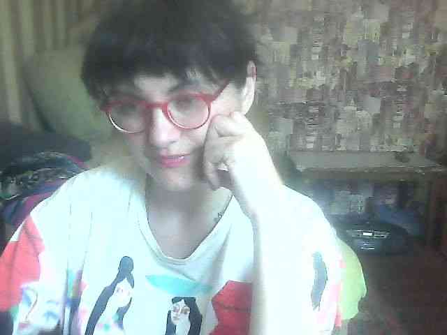 LynnYana webcam