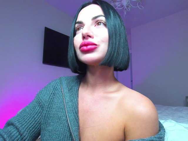 AddictedSabi's BongaCams show and profile