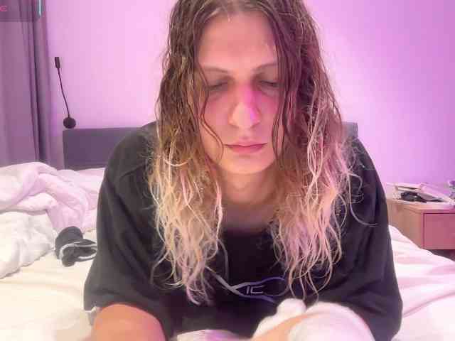 Alice-Pinkhead