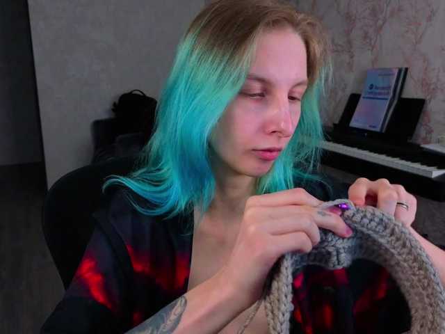 Anny-lol's BongaCams show and profile