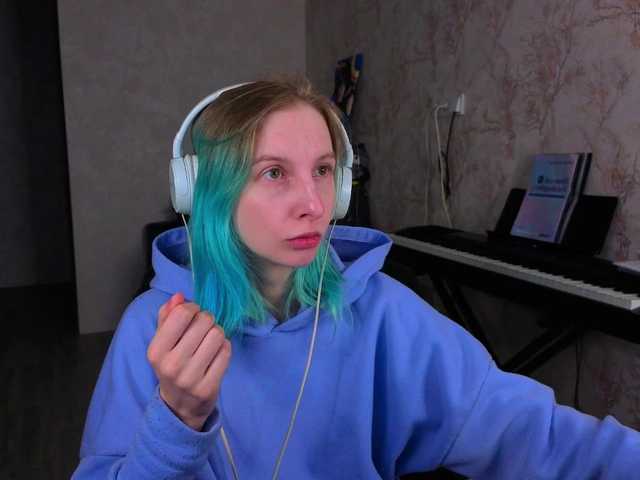 Anny-lol's BongaCams show and profile