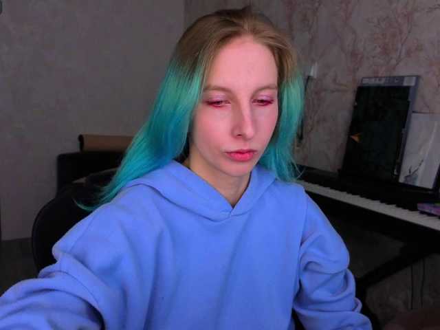 Anny-lol's BongaCams show and profile