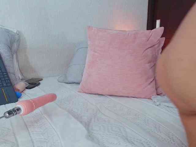 TalianaVillegas webcam