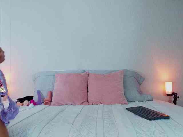 TalianaVillegas webcam