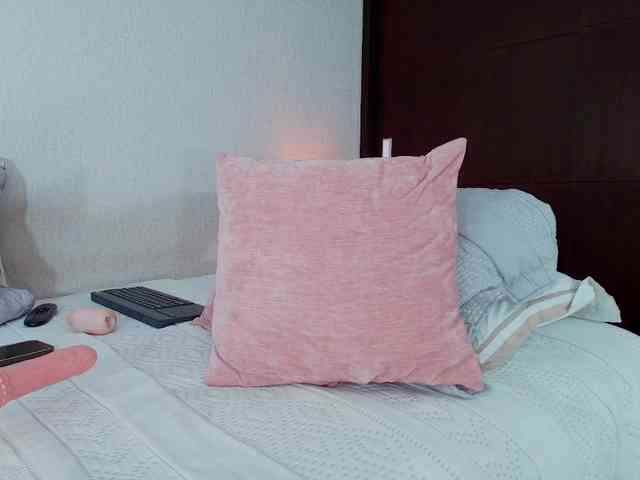 TalianaVillegas webcam