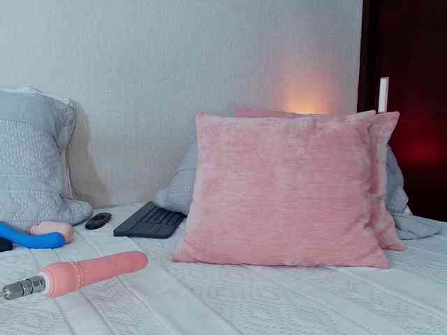 TalianaVillegas webcam