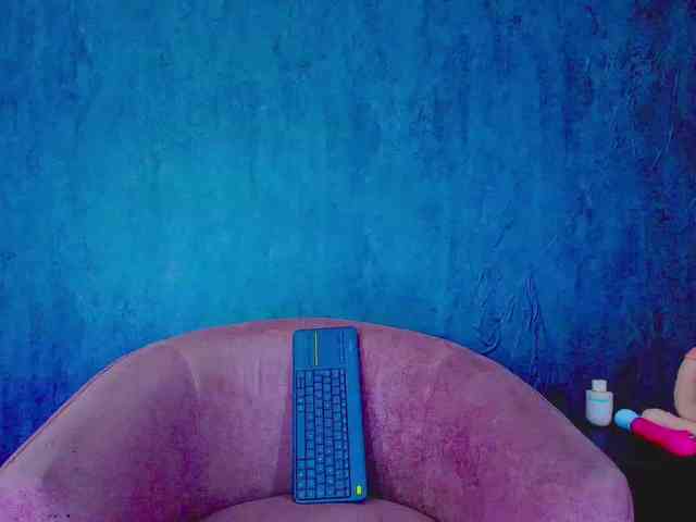 TalianaVillegas webcam