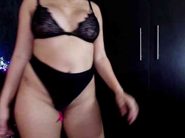 TalianaVillegas webcam