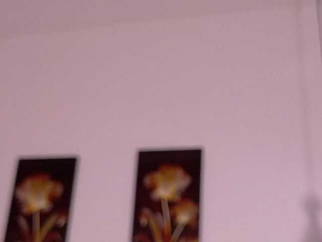 friendsmom's BongaCams show and profile