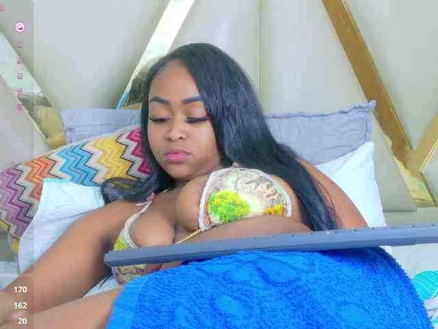 friendsmom webcam