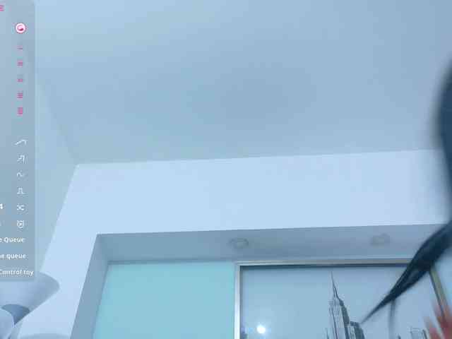friendsmom webcam