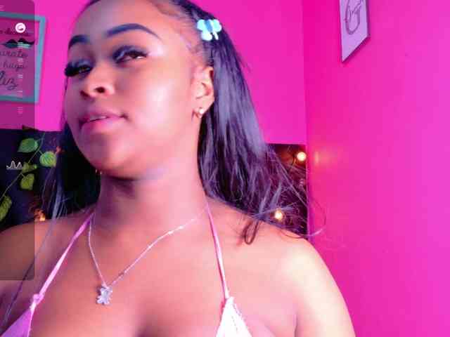friendsmom webcam