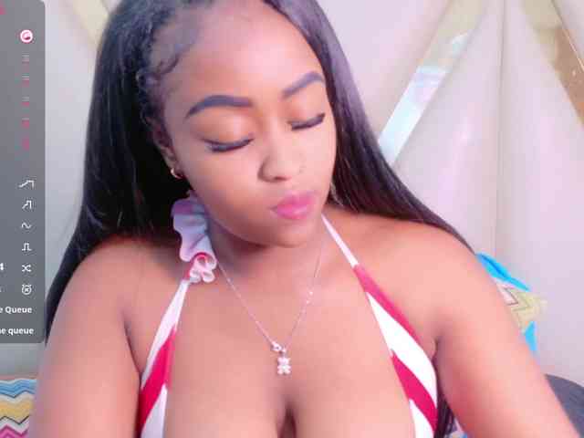friendsmom webcam