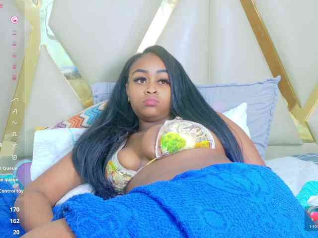 friendsmom webcam