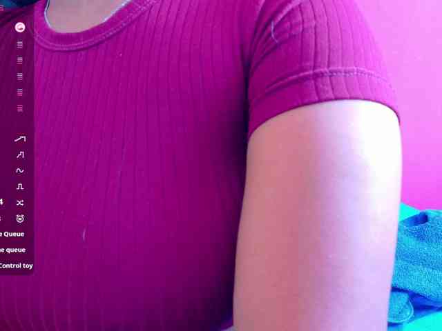 friendsmom webcam