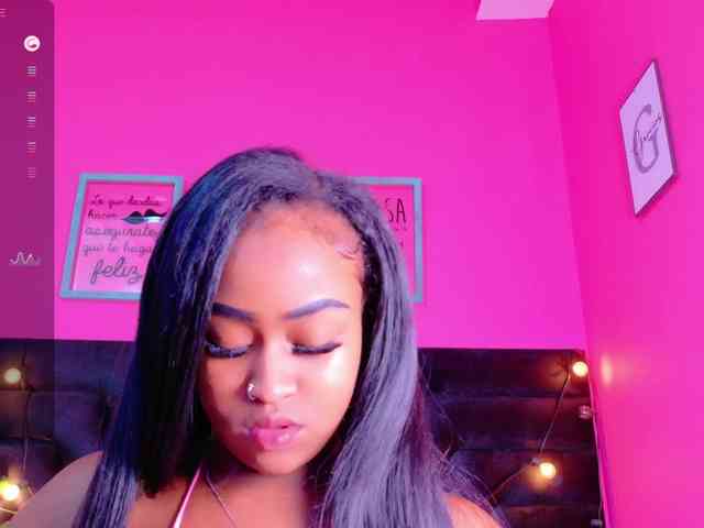 friendsmom webcam