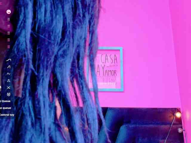 friendsmom webcam