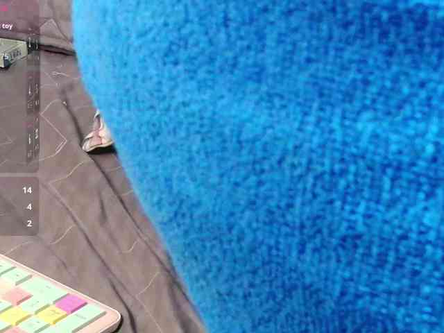 friendsmom webcam