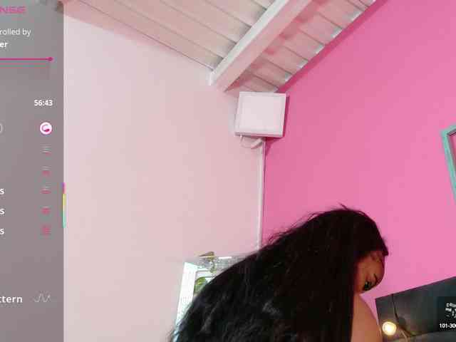 friendsmom webcam